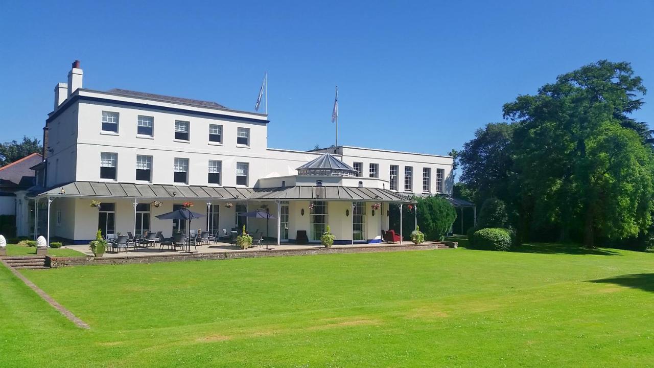 Stifford Hall Hotel Thurrock Grays Exterior photo