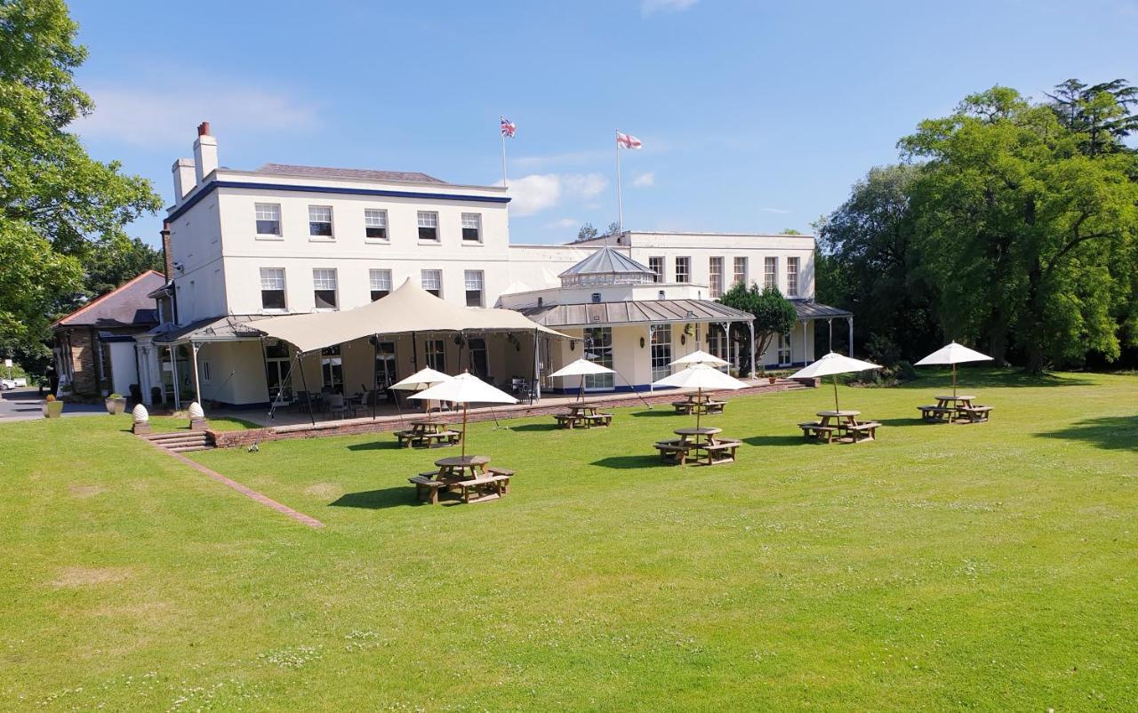 Stifford Hall Hotel Thurrock Grays Exterior photo