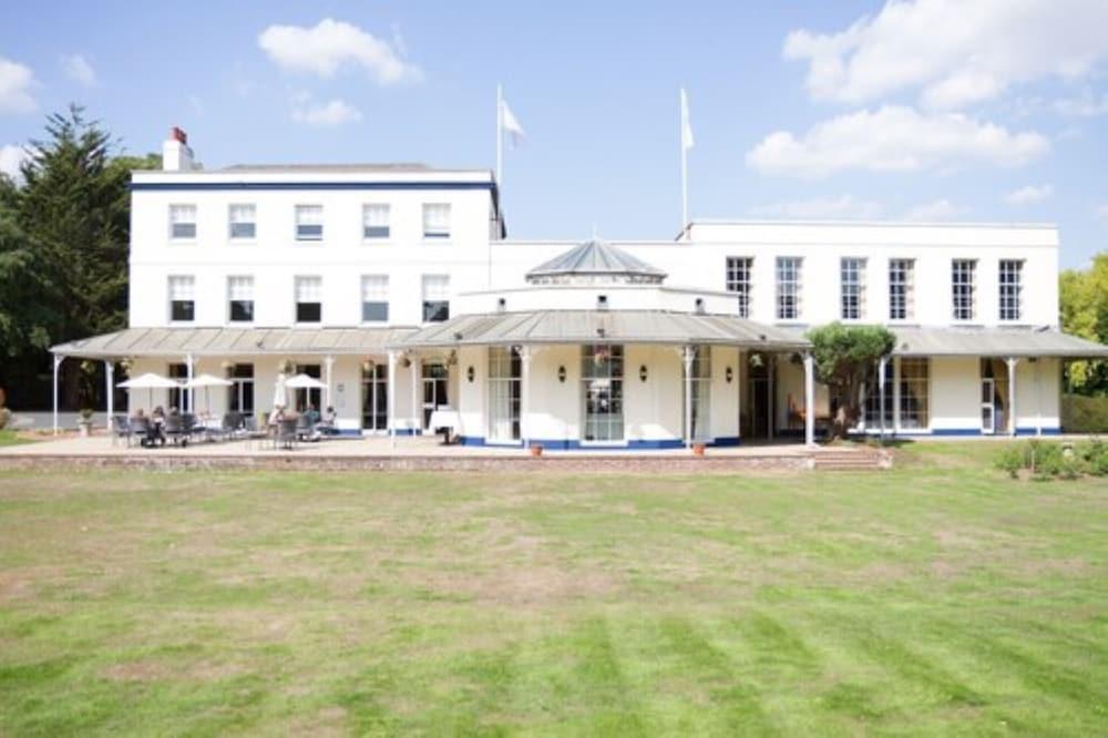 Stifford Hall Hotel Thurrock Grays Exterior photo