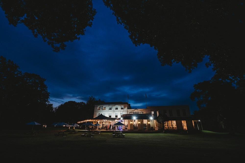 Stifford Hall Hotel Thurrock Grays Exterior photo