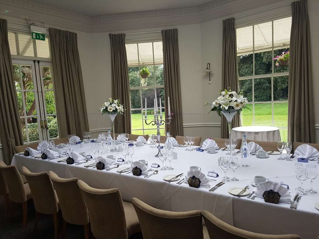 Stifford Hall Hotel Thurrock Grays Restaurant photo